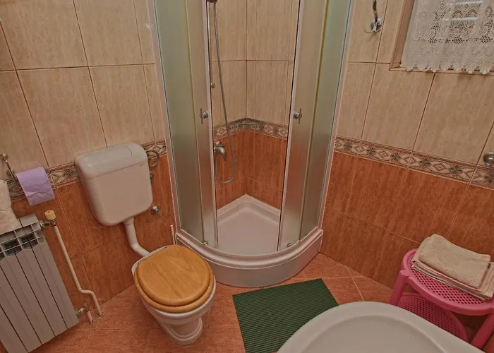 Gostinjska kuća Milan 1370