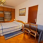Gostinjska kuća Milan 1370 3*