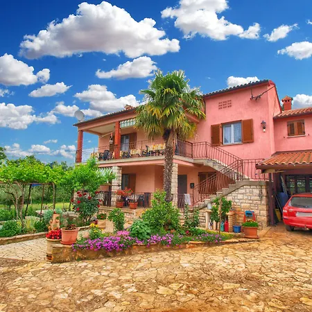 Milan 1370 Πανσιόν 3*