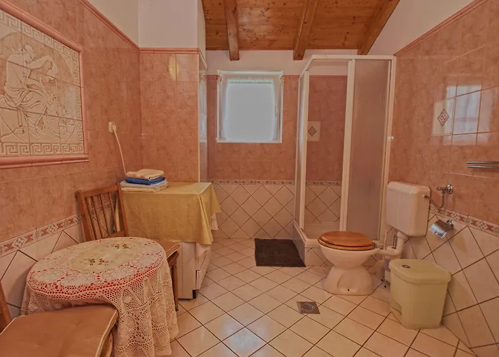 Πανσιόν Milan 1370