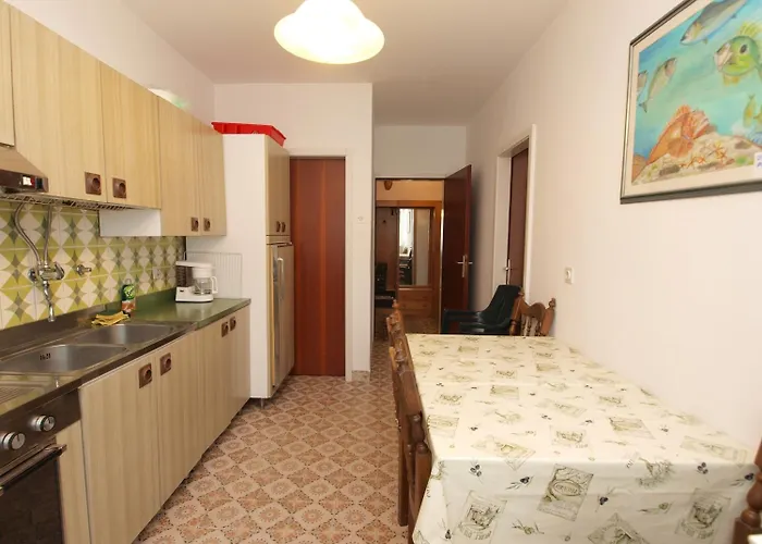 Milan 1370 Ρόβινι